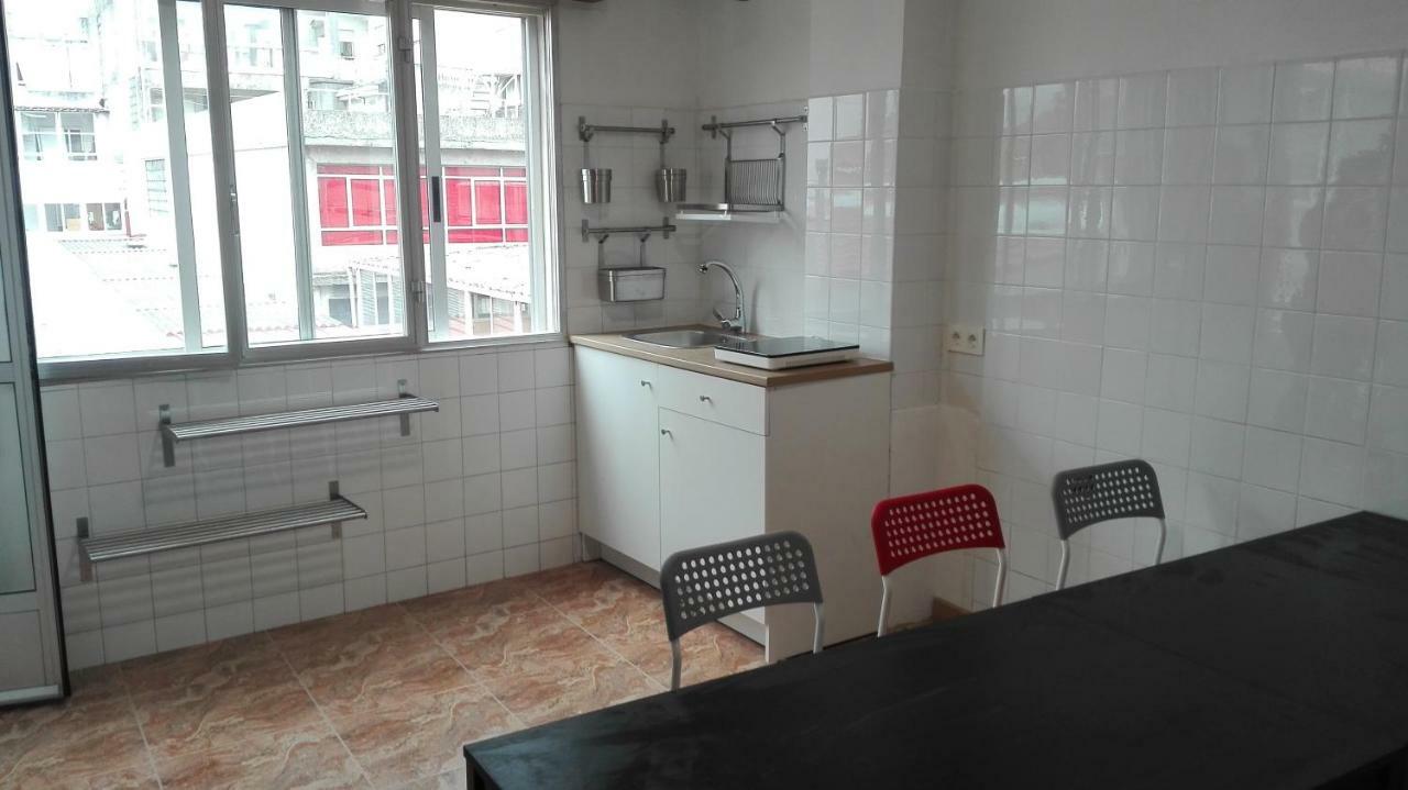 Albergue Lalin Centro Bagian luar foto