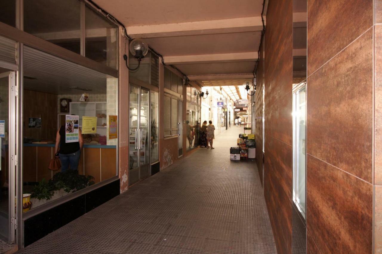 Albergue Lalin Centro Bagian luar foto